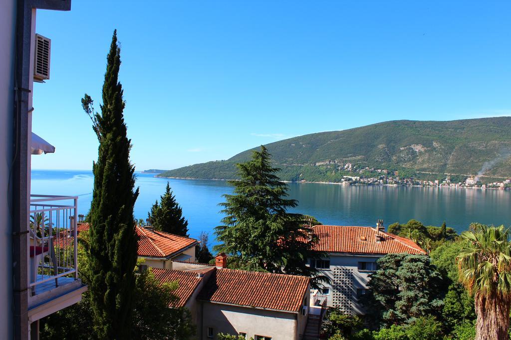 Guest House Tomanovic Herceg Novi Rum bild