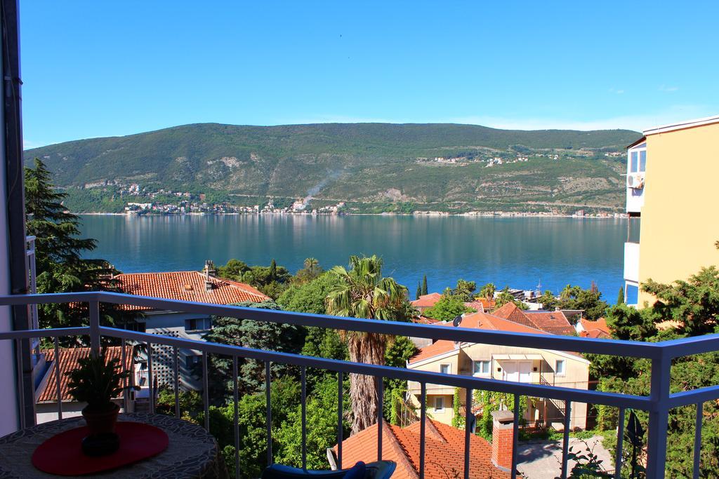 Guest House Tomanovic Herceg Novi Rum bild