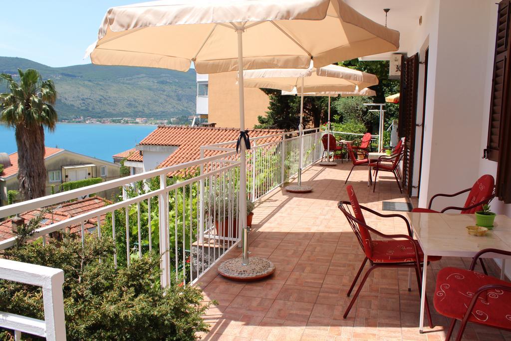 Guest House Tomanovic Herceg Novi Rum bild