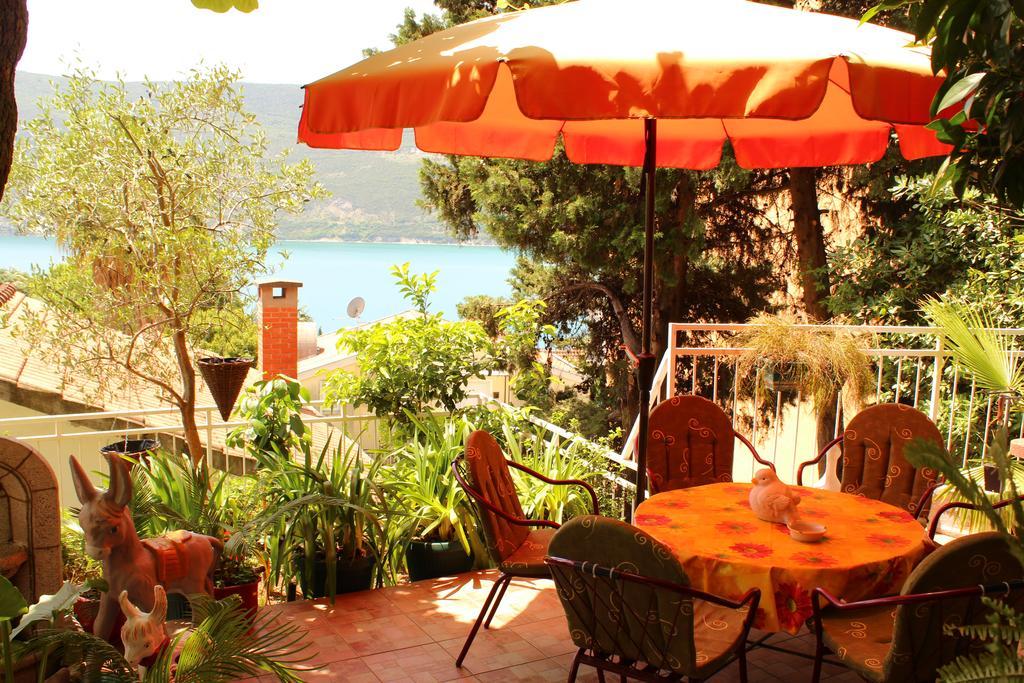 Guest House Tomanovic Herceg Novi Exteriör bild