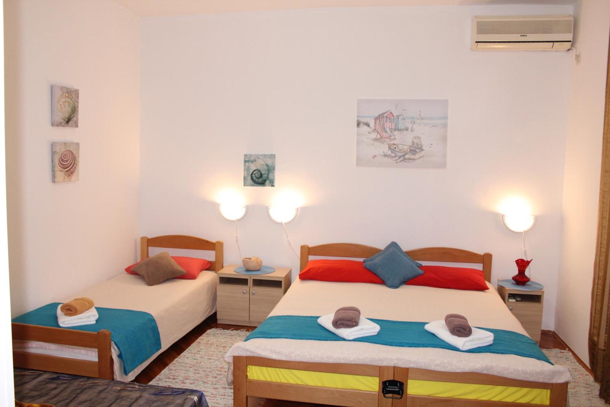Guest House Tomanovic Herceg Novi Rum bild