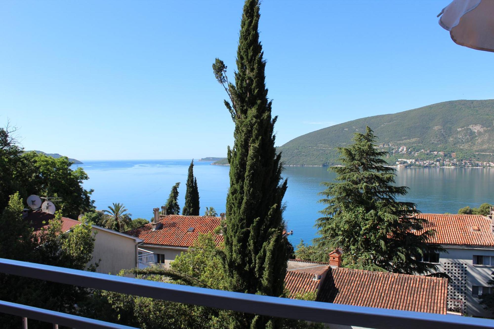 Guest House Tomanovic Herceg Novi Rum bild