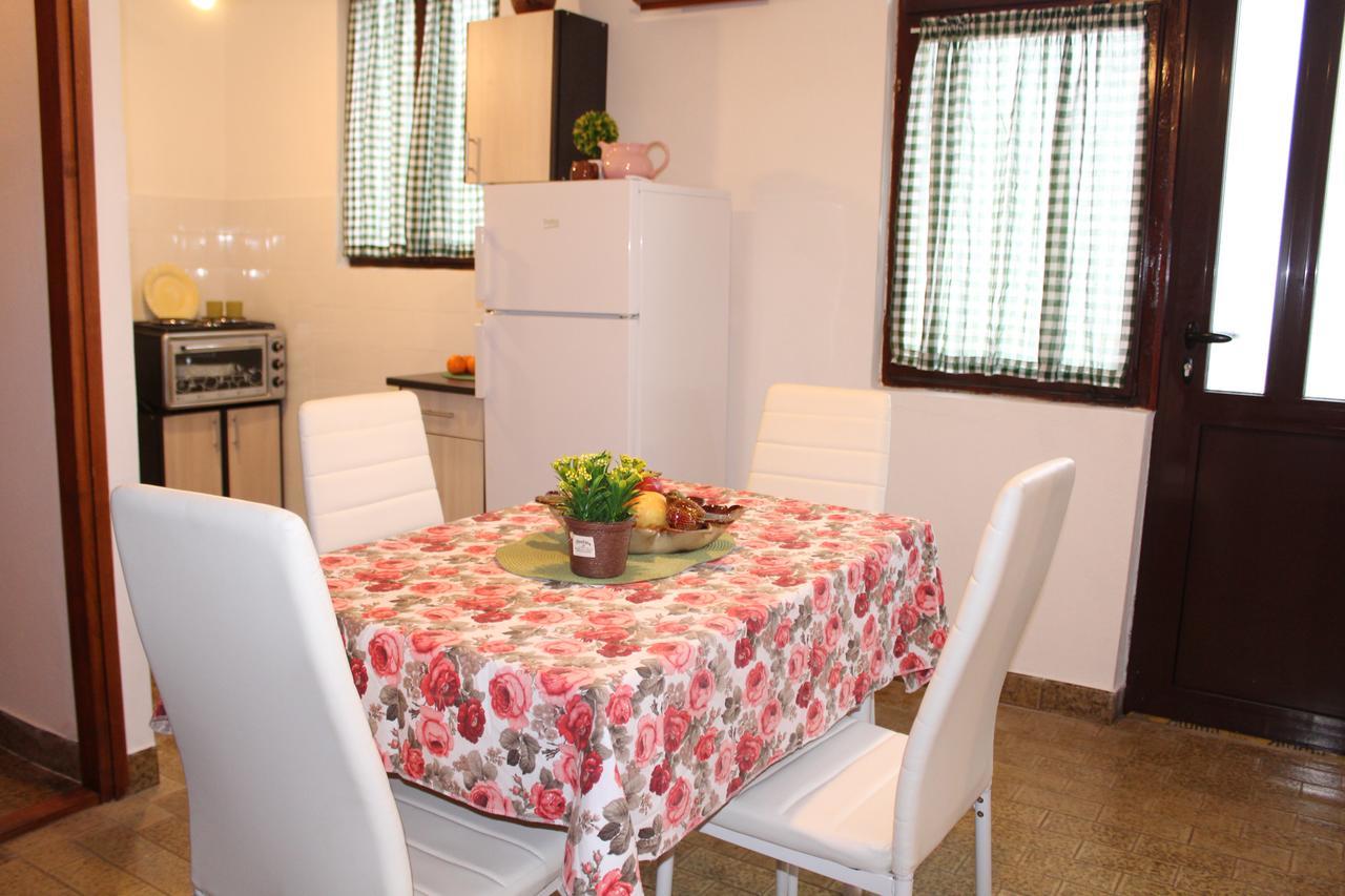 Guest House Tomanovic Herceg Novi Exteriör bild