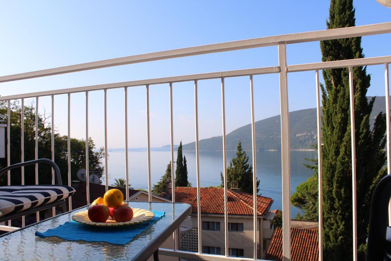 Guest House Tomanovic Herceg Novi Exteriör bild