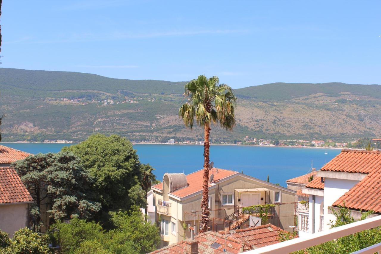 Guest House Tomanovic Herceg Novi Exteriör bild